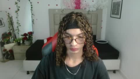 Snapshot of axel_fox7 chatting on 06.08.26 Axel online show from 06.08.26