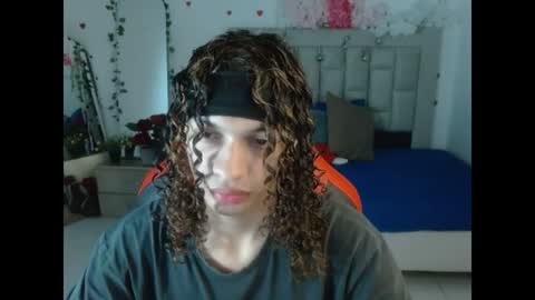 Snapshot of axel_fox7 chatting on 06.19.26 Axel online show from 06.19.26