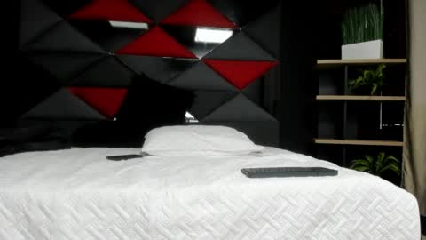 axel_hendrick online show from 04.28.26