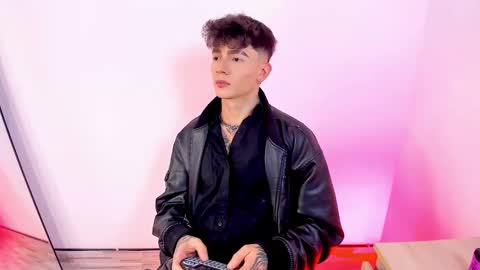 Snapshot of axel_inkshade chatting on 01.18.26 Axel online show from 01.18.26