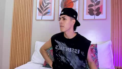 Snapshot of axel_mendoza_ chatting on 07.01.26 A X E L online show from 07.01.26