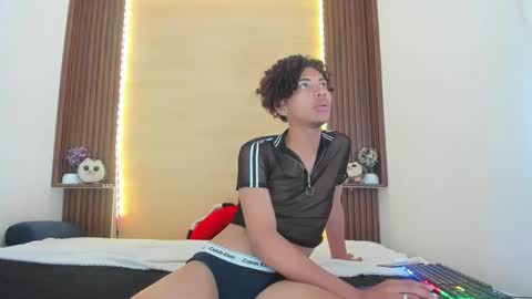 axelfox_ online show from 02.19.25