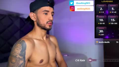 Snapshot of axelking13 chatting on 02.11.25 Axel King online show from 02.11.25