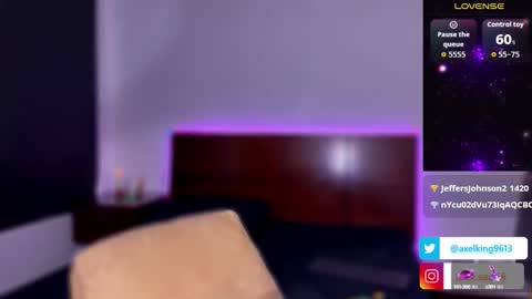 Snapshot of axelking13 chatting on 09.19.25 Axel King online show from 09.19.25