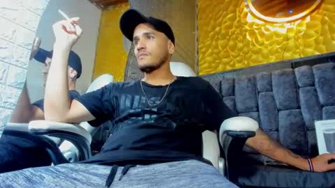 Axell Cross2 online show from 03.02.25