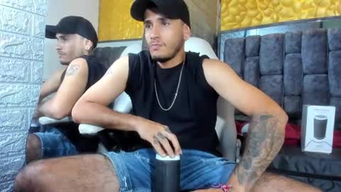 Axell Cross2 online show from 03.04.25