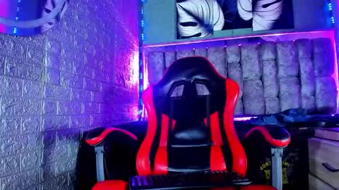 Axell Cross2 online show from 05.04.26