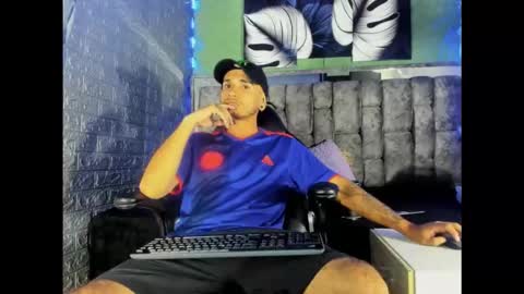 Snapshot of axell_cross2 chatting on 05.24.26 Axell Cross2 online show from 05.24.26