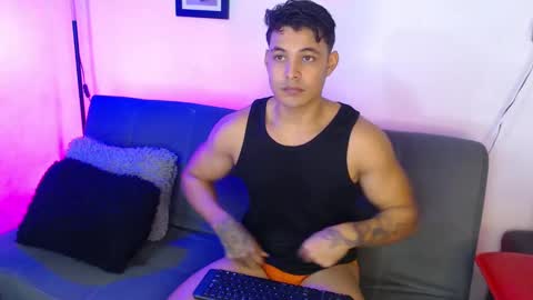 Snapshot of axell_dior chatting on 12.15.24 axell online show from 12.15.24