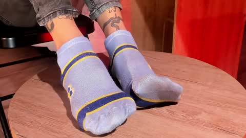 im your little femboy  ALEX   online show from 12.19.24