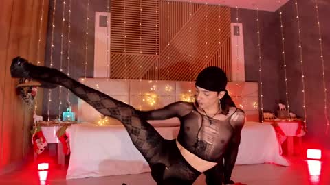 im your little femboy  ALEX   online show from 12.27.24