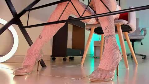 im your little femboy  ALEX   online show from 11.22.25