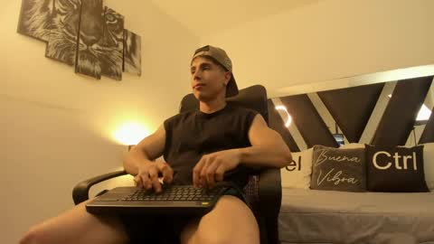 Snapshot of axelmartinezz chatting on 05.04.26 axelmartinezz online show from 05.04.26