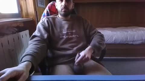 Axel online show from 12.28.24