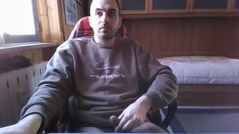 Axel online show from 12.29.24