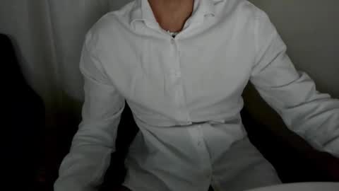 Axl online show from 09.19.25