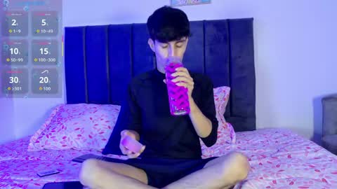 Axxxel  online show from 05.24.26