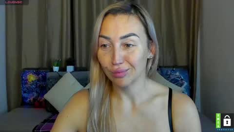 Jully online show from 12.01.25