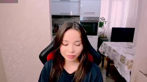 Aya Moon online show from 10.29.25