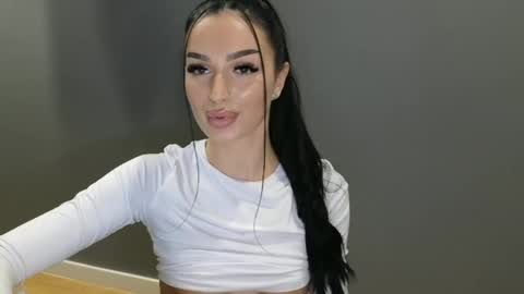 Ayabellle online show from 01.28.25