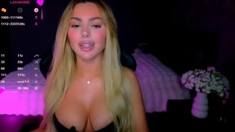 Snapshot of ayla_demir chatting on 06.01.26 Ayla Demir online show from 06.01.26