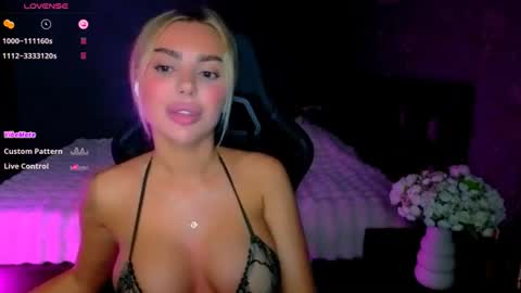 Snapshot of ayla_demir chatting on 07.03.26 Ayla Demir online show from 07.03.26