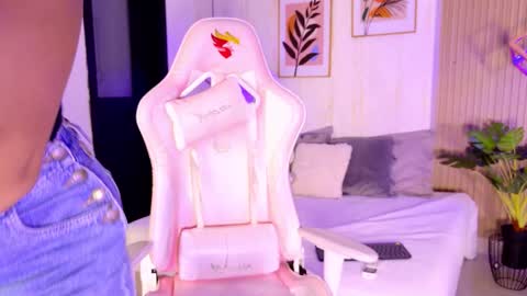 Snapshot of ayleen_dunkann chatting on 02.26.26 Ayleen online show from 02.26.26