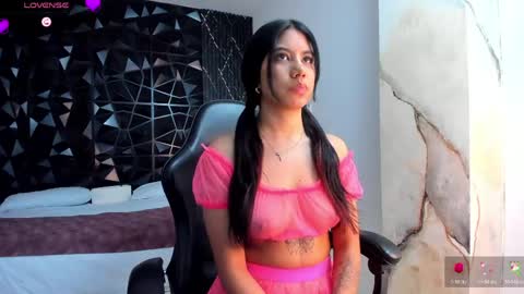 Snapshot of aylinlove_ chatting on 06.03.26 aylinlove_ online show from 06.03.26