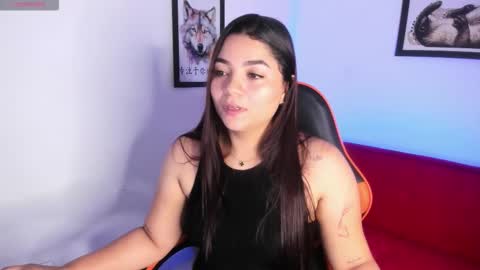 ayrajones online show from 10.22.25