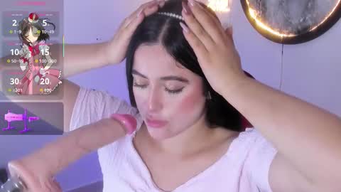 Snapshot of ayshel_lira chatting on 09.23.25 ayshel_lira online show from 09.23.25