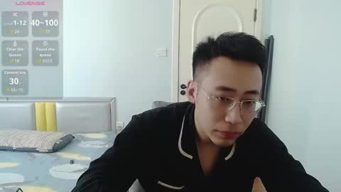 ayyzqh66 online show from 04.29.26