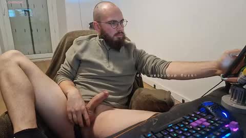 Snapshot of azagal22 chatting on 12.10.24 justin online show from 12.10.24