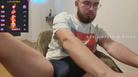 Snapshot of azagal22 chatting on 03.10.25 justin online show from 03.10.25