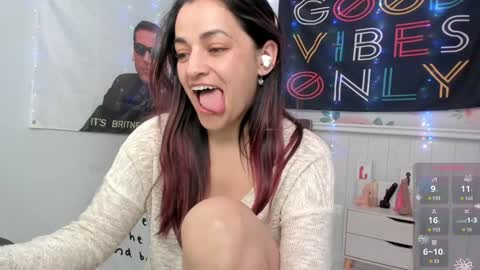 Snapshot of azucenaxxxgp chatting on 01.16.25 Azucena R online show from 01.16.25