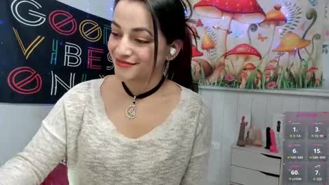 Snapshot of azucenaxxxgp chatting on 02.19.25 Azucena R online show from 02.19.25