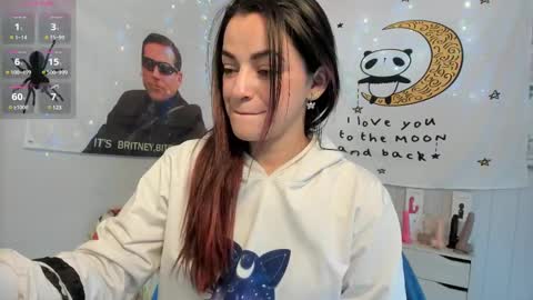 Snapshot of azucenaxxxgp chatting on 02.21.25 Azucena R online show from 02.21.25