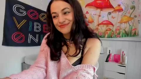 Snapshot of azucenaxxxgp chatting on 10.20.25 Azucena R online show from 10.20.25