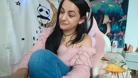 Azucena R online show from 04.27.26
