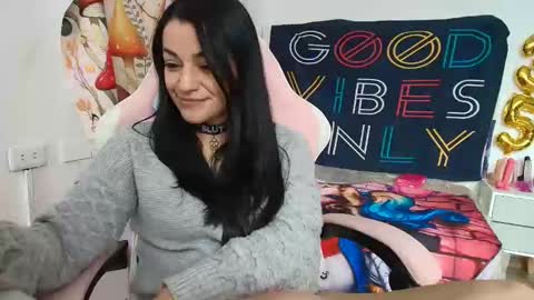 Azucena R online show from 05.25.26