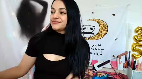 Azucena R online show from 06.03.26