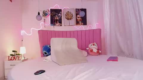 PRINCESS AZUL. online show from 11.19.25