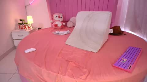 PRINCESS AZUL. online show from 04.08.26