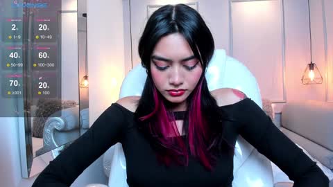 Azura online show from 02.07.25