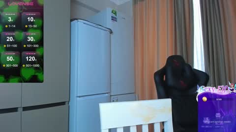 azure_moon online show from 01.22.25