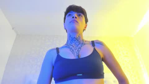 Anny online show from 11.23.25