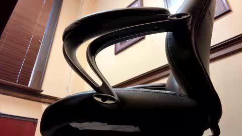 Beta Bator online show from 02.06.26