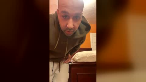 Snapshot of b945061 chatting on 03.29.26 b945061 online show from 03.29.26