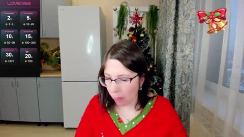 Snapshot of b_bonya_m chatting on 12.23.24 Bonya online show from 12.23.24