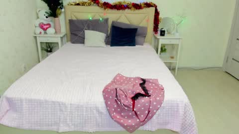 Snapshot of b_bonya_m chatting on 01.07.25 Bonya online show from 01.07.25