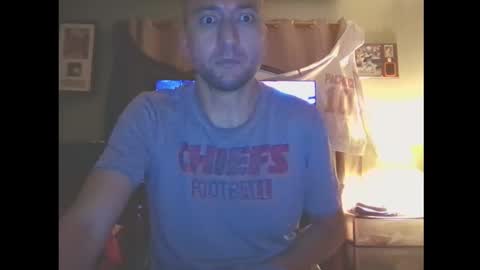 Snapshot of b_johnson530 chatting on 02.18.26 b_johnson530 online show from 02.18.26